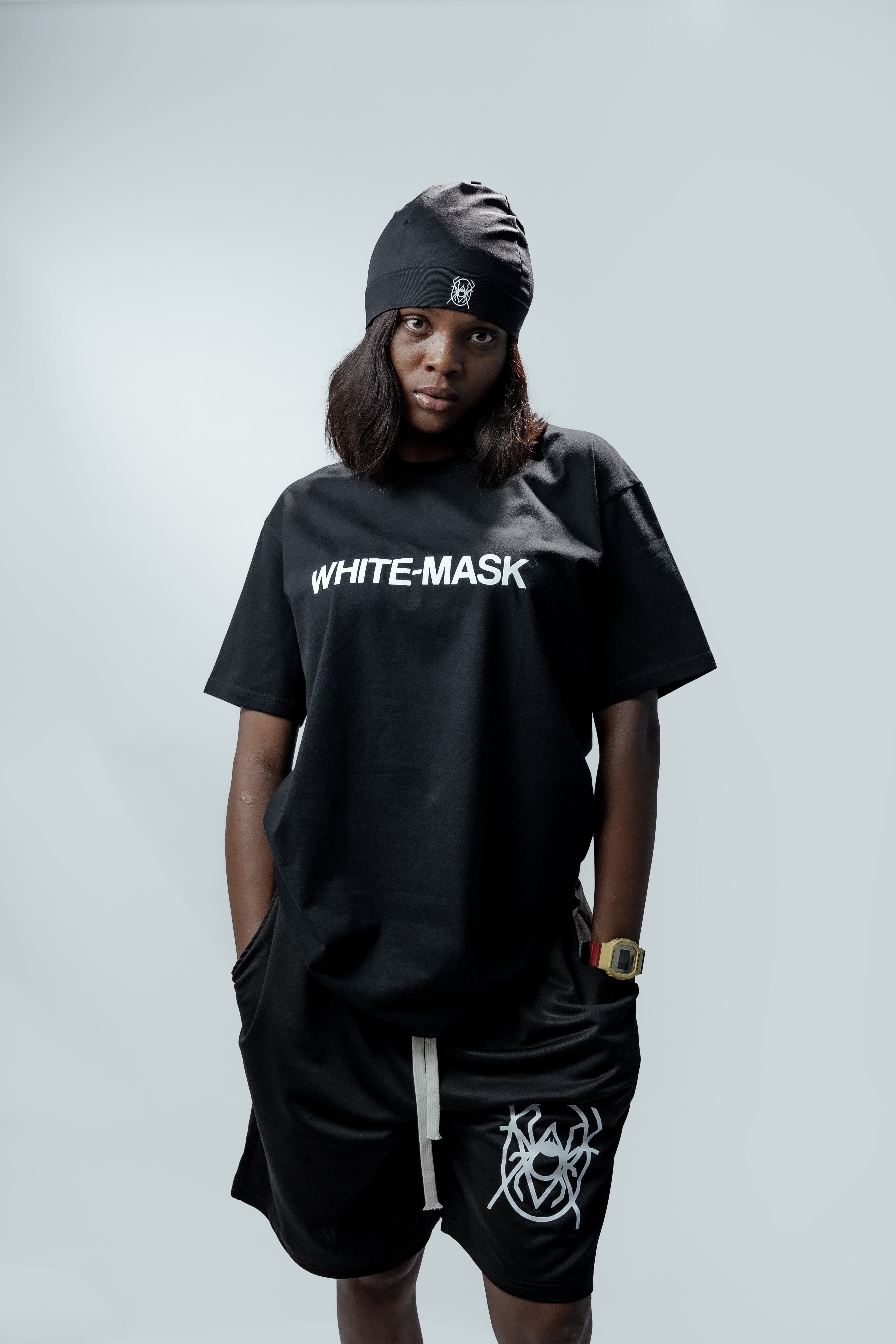 THINK DIFFERENT SKULLY(BLACK)